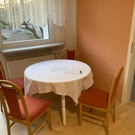 In Schwerin, Ferienwohnung, Moebliert F 4 Personen Appartamento Schwerin (Mecklenburg-Vorpommern)